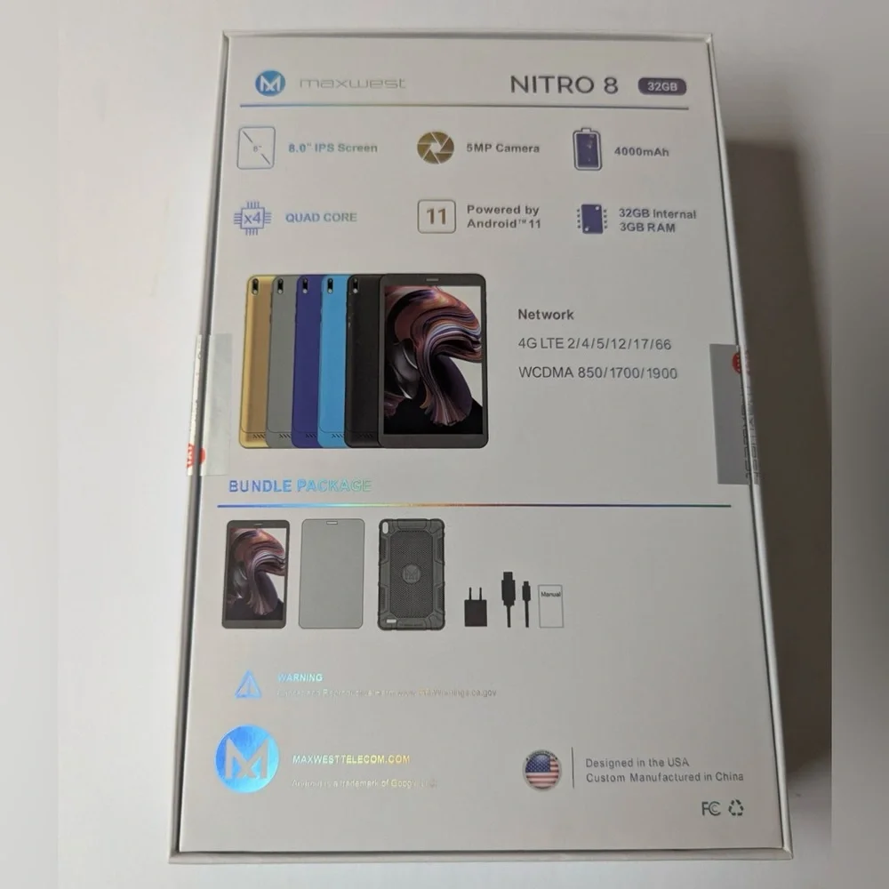 NEW Maxwest Nitro 8, 32GB Tablet and Case Bundle